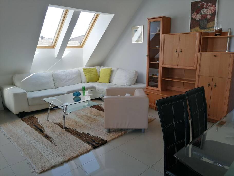 Apartman Natasa 3 Vârşeţ Exterior foto